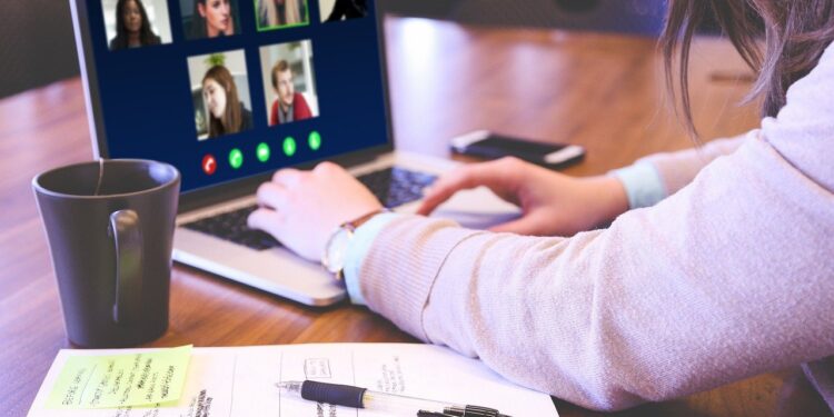 Pomagasz pokrzywdzonym przestępstwem? Weź udział w konferencji online! Zapisy tylko do 12 listopada!