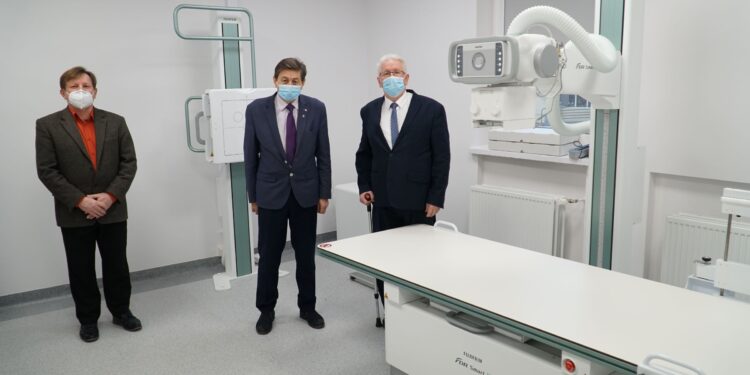 Powiat zwoleński: Modernizacja i medycyna