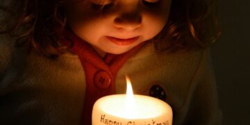 Świece zapłoną, aby przypomnieć o potrzebujących