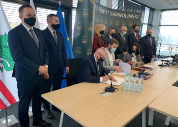 Powiat kozienicki: Most na horyzoncie