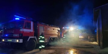 Powiat radomski: Groźny pożar tartaku w gminie Pionki