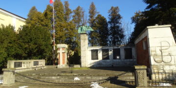 Powiat zwoleński: Bazalt i granit pod nogami