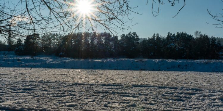 Powiat białobrzeski: Pilica pod lodem