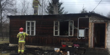 Powiat kozienicki: Spłonął dom! Potrzebna pomoc – mamy listę rzeczy!