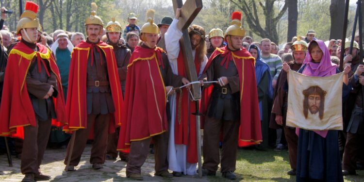 Powiat radomski: Sacrum sceniczne