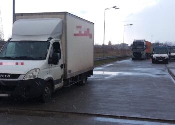 Radomskie: Wysokie kary za drogową nadwagę