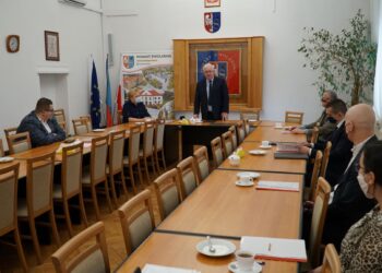 Powiat zwoleński: Wsparcie dla potrzebujących