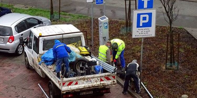 Radom: 86 nowych parkomatów w centrum