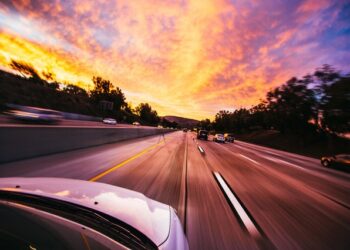 Białobrzegi: Dziesiątki mandatów na nielegalnym zlocie