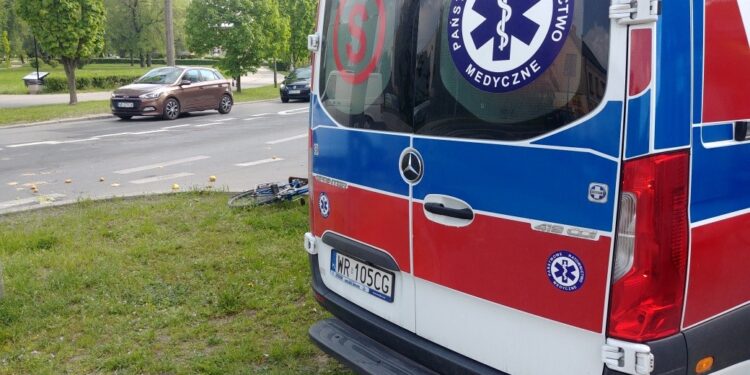Radom: Potrącenie rowerzysty! Kierowca uciekł!
