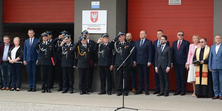 Powiat radomski: Nowy wóz OSP w Wielogórze! GALERIA