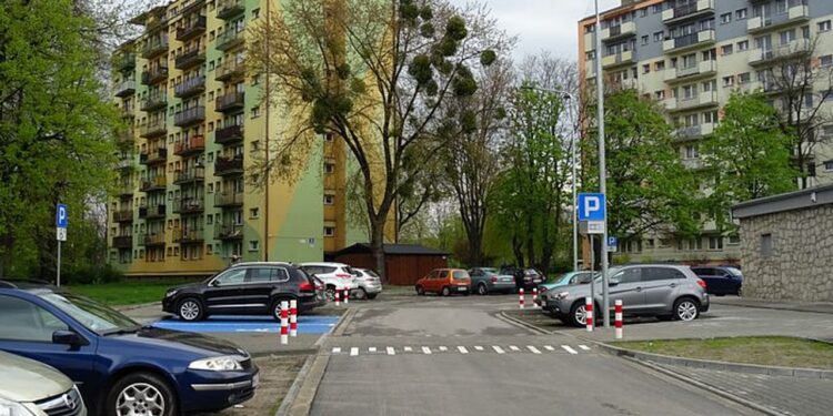 Powiat radomski: Osiedle XV-lecia jak nowe! Galeria zdjęć!