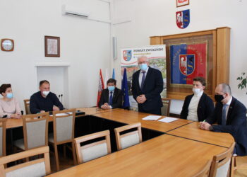 Powiat zwoleński: 690 metrów remontu