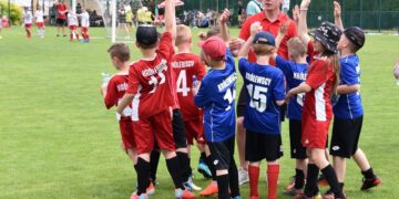Powiat Radomski: Piłkarskie rozgrywki najmłodszych – Galeria!