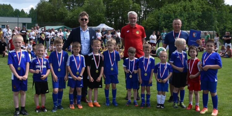 Powiat Radomski: Piłkarskie rozgrywki najmłodszych – Galeria!