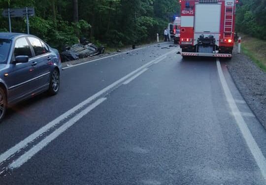 Powiat białobrzeski: Zderzenie czołowe – 7 osób w szpitalu! (zdjęcia)