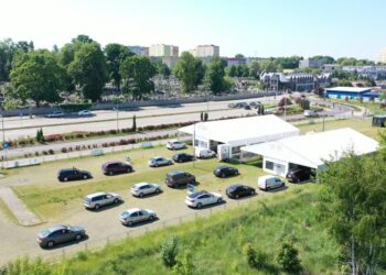 Radom: Szczepienia na Dębowej do końca lipca