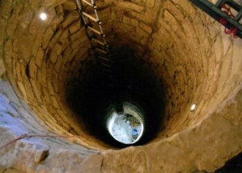 Powiat radomski: 32 metry głębokości