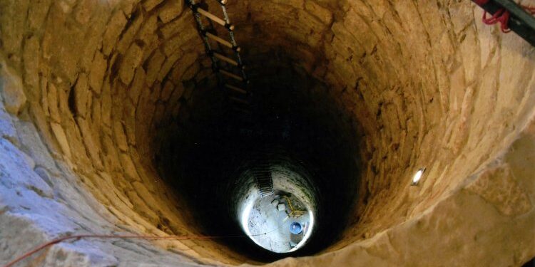 Powiat radomski: 32 metry głębokości