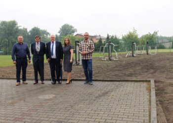 Powiat zwoleński: Bieżnia i siłownia