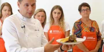 Powiat grójecki: Wieprzowina z jabłkami