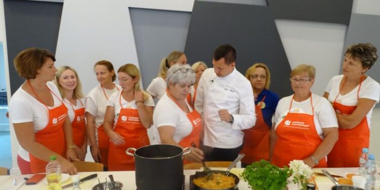 Powiat grójecki: Wieprzowina z jabłkami