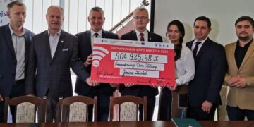 Powiat zwoleński: Nowsza kultura