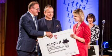 Radom: Aleksandra Lipczak z Nagrodą Gombrowicza