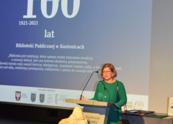 Kozienice: Sto lat z książkami