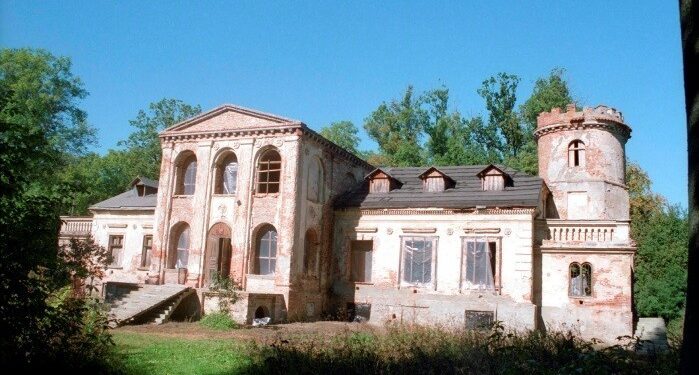 Powiat grójecki: Dwór w Warpęsach