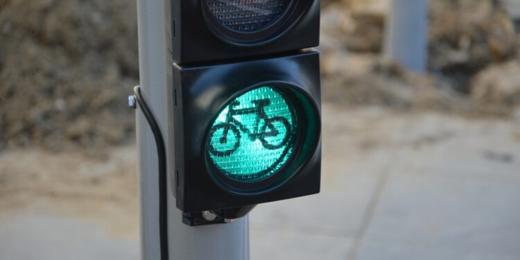 Radom: Na wprost przez skrzyżowanie!