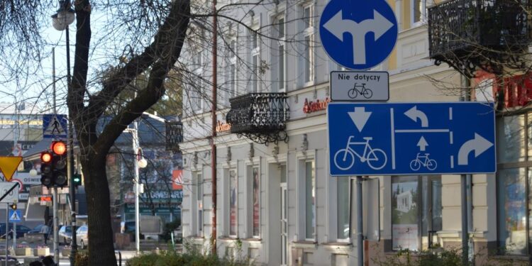 Radom: Na wprost przez skrzyżowanie!