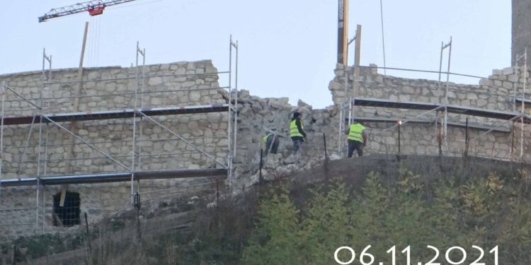 Iłża: Mur Zamku naprawiony – katastrofy nie było