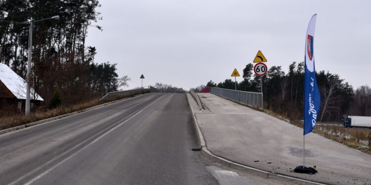 Powiat radomski: Dla aut i rowerów