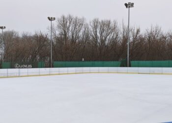 Radom: Lodowisko już czeka na łyżwiarzy!