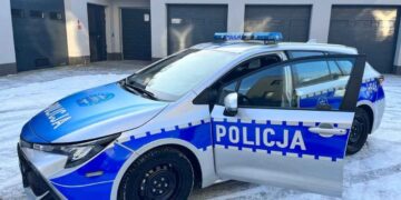 Nowe radiowozy w Mazowieckiej Policji