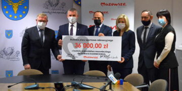 Powiat kozienicki: Szachy i pong-pong