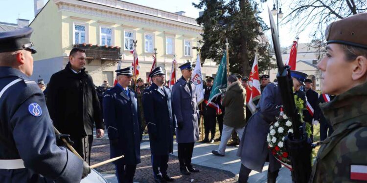 Radom: Obchody 80. rocznicy powstania Armii Krajowej [GALERIA]