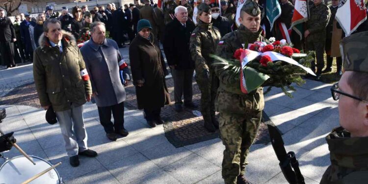 Radom: Obchody 80. rocznicy powstania Armii Krajowej [GALERIA]