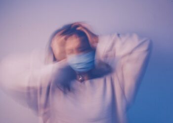 Region radomski: Z trójką dzieci uciekła przed oprawcą