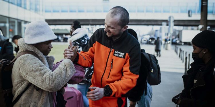 Terytorialsi z regionu radomskiego wspierają uchodźców [GALERIA]