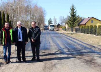 Powiat zwoleński: Trzech płatników