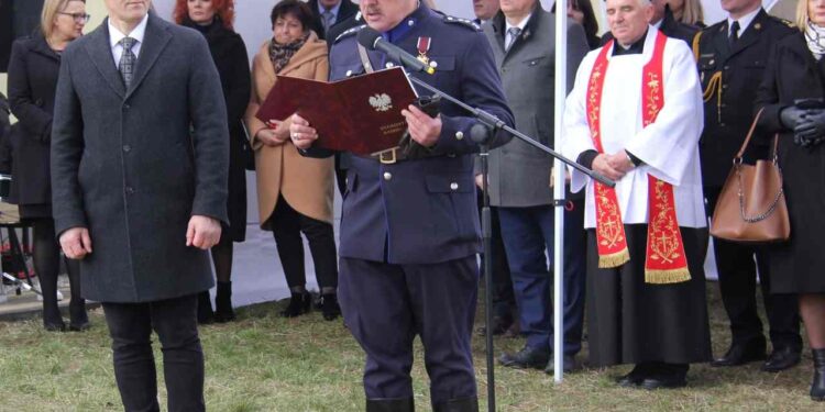 Powiat radomski: Katyńskie ofiary spod Radomia [galeria]