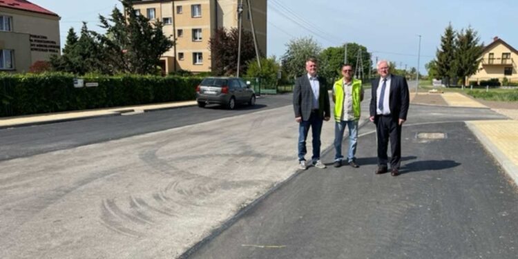 Powiat zwoleński: Bezpieczne skrzyżowanie