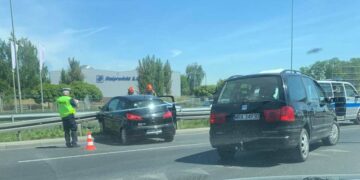 Radom: 94-latek na rondzie pojechał… na wprost