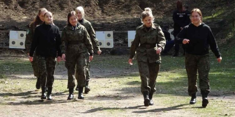 Powiat szydłowiecki: Tarcza na celowniku [galeria]