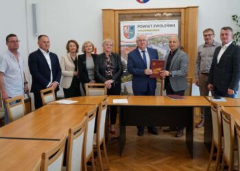 Powiat zwoleński: Most do końca roku