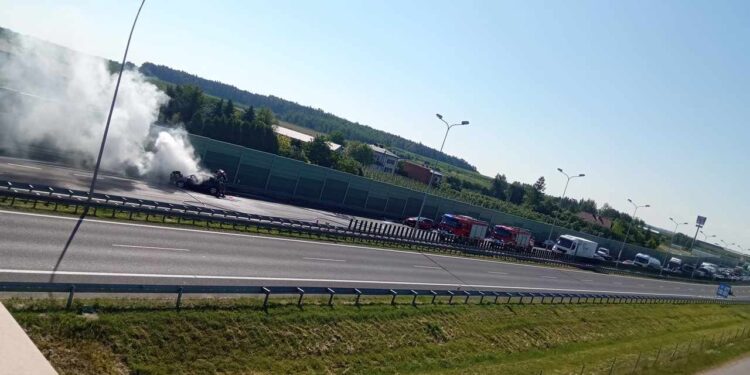 Z regionu: Płonęły auta