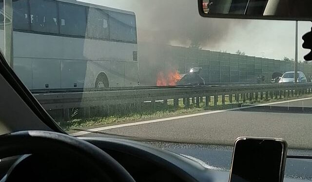 Z regionu: Płonęły auta