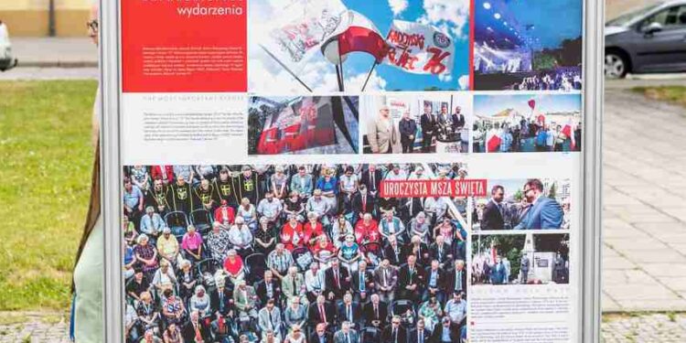 Radom: Wystawa „Zaczęło się w Radomiu – Czerwiec 76” [Galeria]